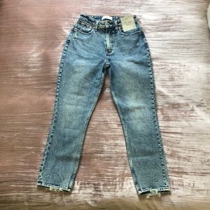 A&F Curve Love High Rise Acid Wash Mom Jean